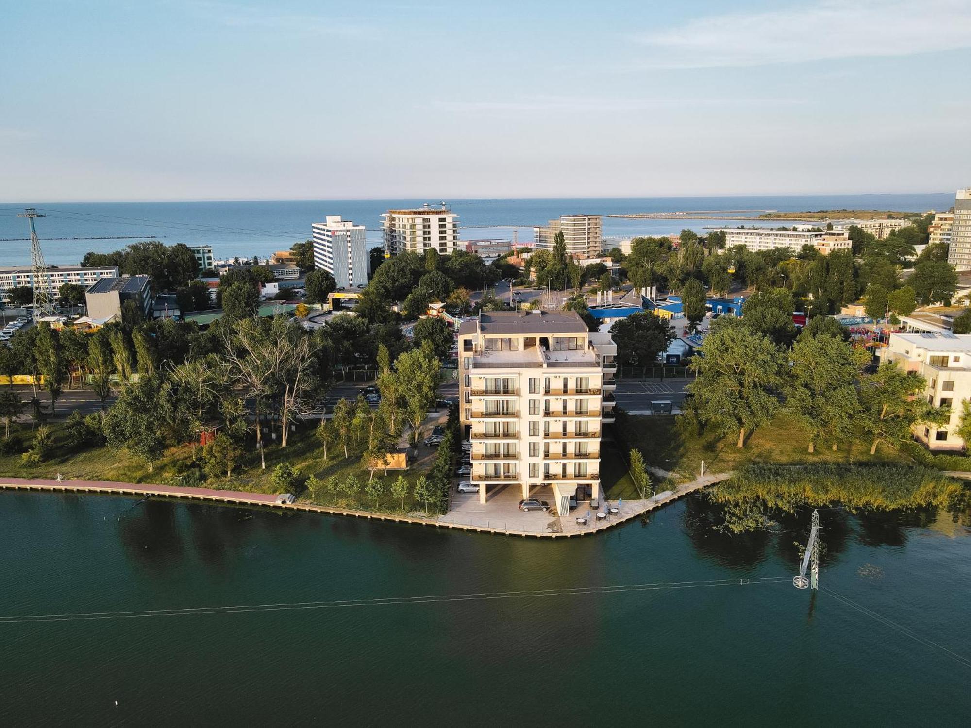 Solid Magic Apart Hotel Mamaia Eksteriør bilde